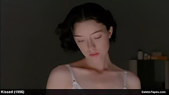 Molly Parker เปลือยมันทั้งหมดและมีส่วนร่วมในเพศร้อน