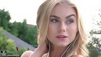 Europese Blondine Zuigt Een Grote Lading In Deze Geweldige Pornovideo