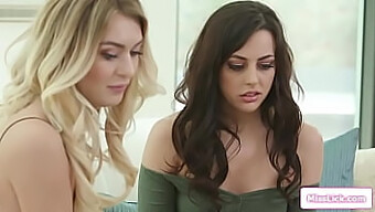 Il Bacio Appassionato E Il Leccare La Figa Di Natalia Star In Una Scena Lesbo Hardcore