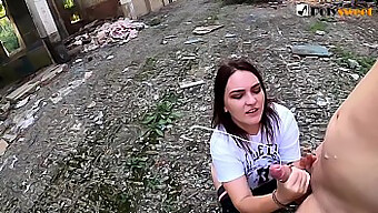 Polina'Nın Yer Aldığı Bdsm Doruk Sahneleri Koleksiyonu, Ev Yapımı Ve Halka Açık Bir Femdom Deneyimi