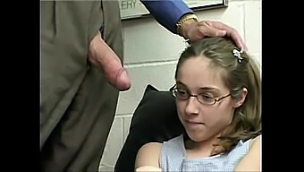 Sweet And Innocent Teen Girl Receives Oral Pleasure From Psychologist