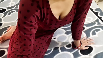 Indian Stepmom Guides Stepson In Pleasing His Girlfriend With Dirty Talk And Explicit Audio